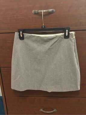 Abercrombie & Fitch Black and White Gingham Mini Skort